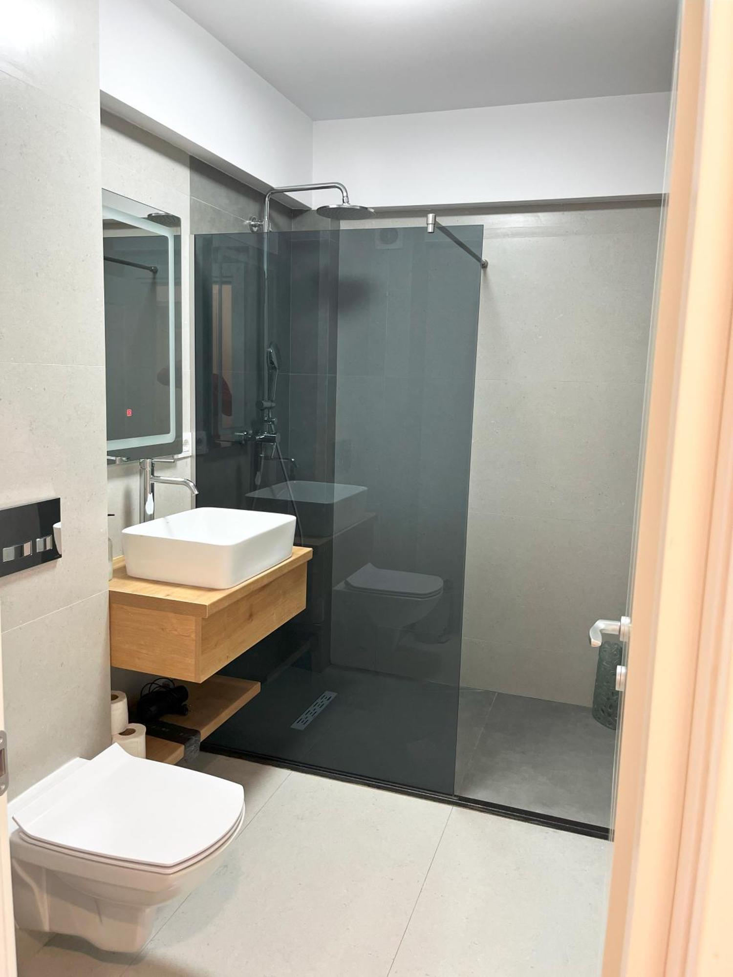 Confort Aparthotel Iasi Exterior photo