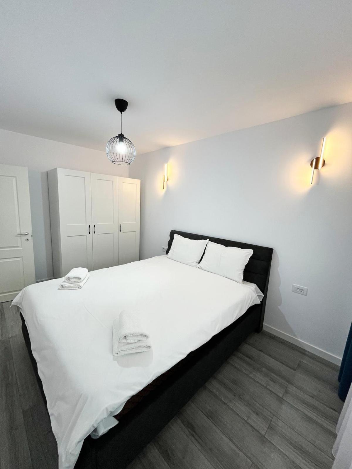 Confort Aparthotel Iasi Exterior photo